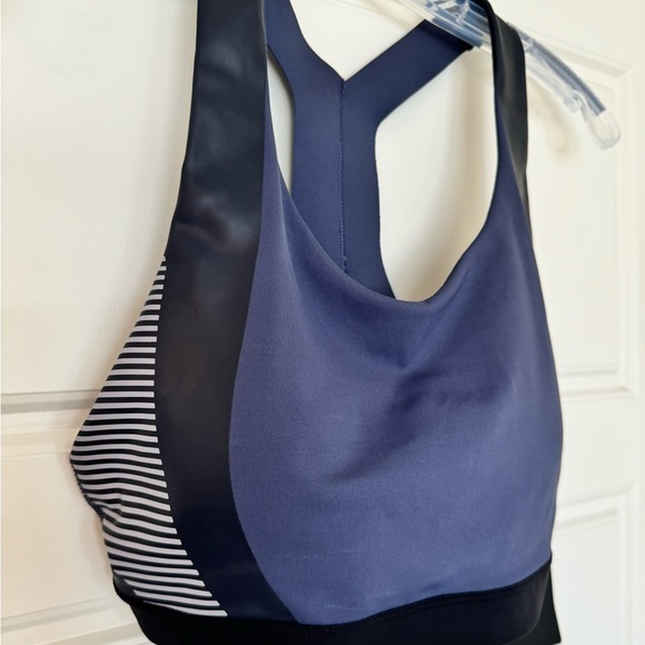 NWT  ATHLETA Allyson Felix Ultimate Legends Sports Bra Blue Black Size M - Picture 9 of 12